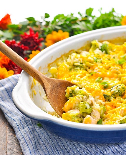 Dump-and-Bake Chicken Broccoli Rice Casserole
