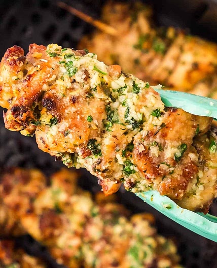 Air Fryer Garlic Parmesan Chicken Skewers