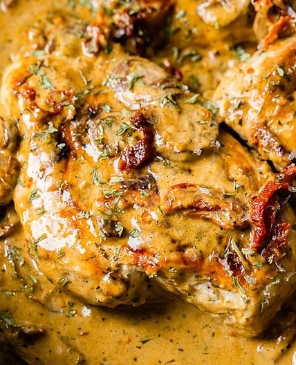 Quick and Easy Creamy Herb Chicken with Sun-Dried Tomatoes