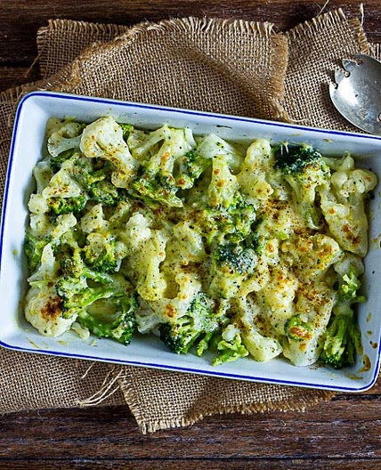 Broccoli and Cauliflower in White Sauce