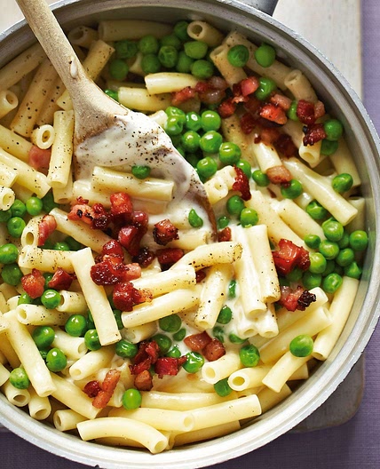 Macaroni cheese with peas recipe
