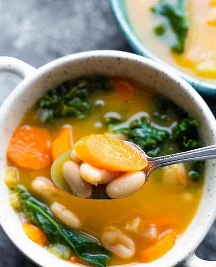 Smoky White Bean and Kale Soup
