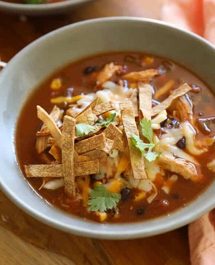Slow Cooker Chicken Tortilla Soup