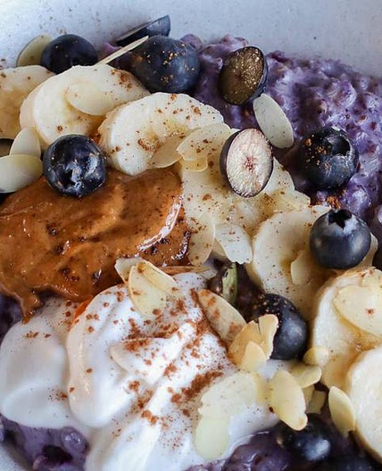 Blueberry Almond Oatmeal