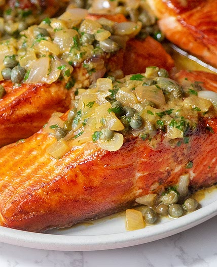 Salmon with Lemon Caper Sauce
