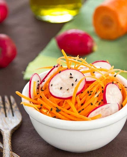 Radish Carrot Salad