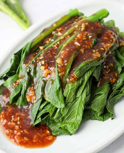 10-min. Easy Chinese Garlic Yu Choy