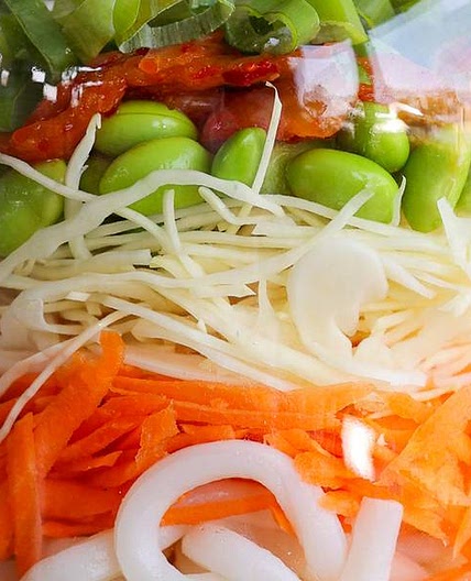 Creamy Kimchi Udon Noodles To-Go