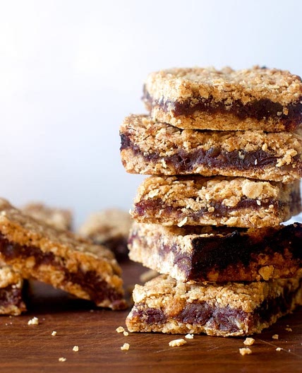 date breakfast squares