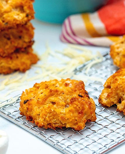 Chipotle Cheddar Biscuits