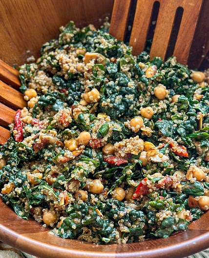 Kale Quinoa Salad with Sun Dried Tomatoes