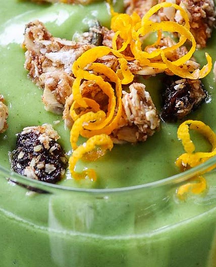 Coconut & Citrus Green Smoothie