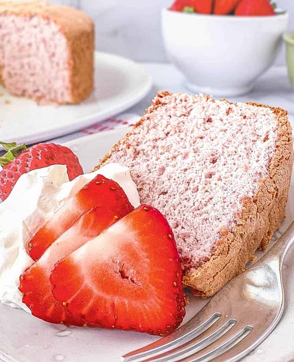 Strawberry Angel Food Cake