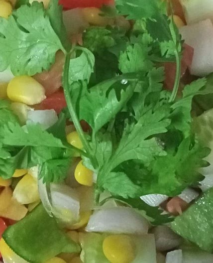 अमेरिकन कॉर्न सलाद (American Corn salad recipe in Hindi)