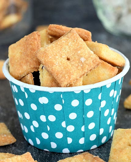 Sourdough Cheese Crackers