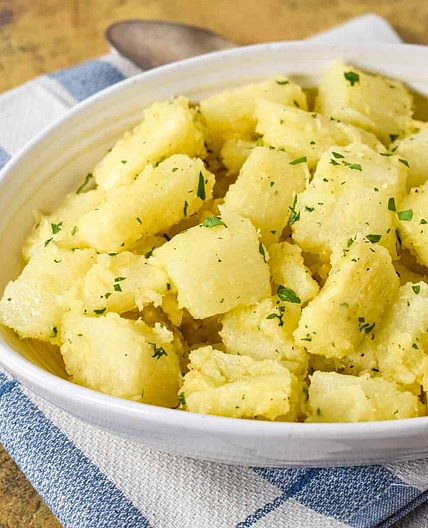 Yuca with Garlic Sauce Recipe
