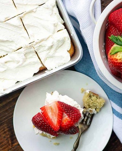 Strawberry Cream Cake