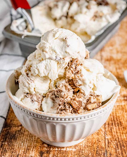 No-Churn Nutella Toffee Ice Cream