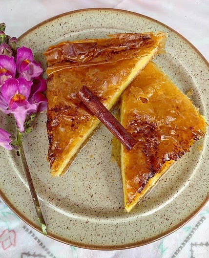 Γαλακτομπούρεκο