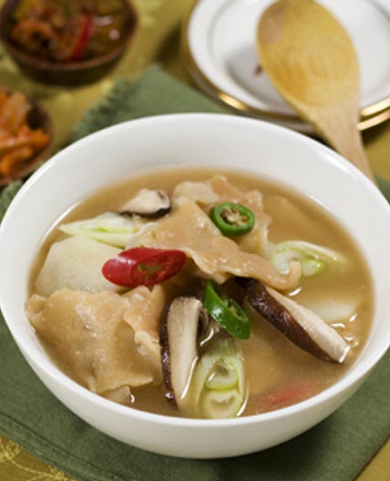 된장채소수제비