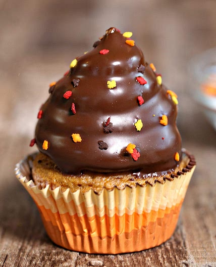 Pumpkin Spice Hi-Hat Cupcakes