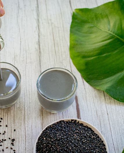 Black Sesame Seed Milk