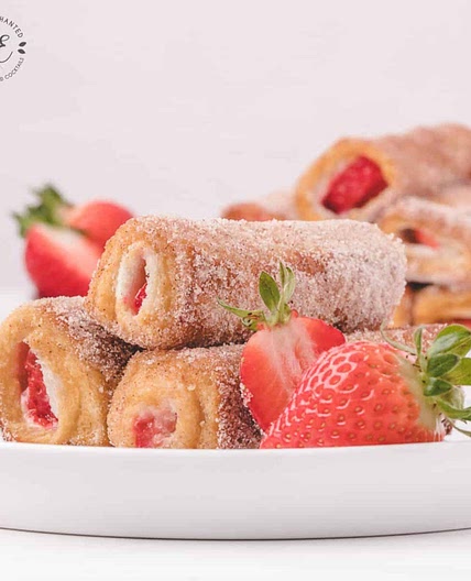 Strawberry French Toast Roll Ups