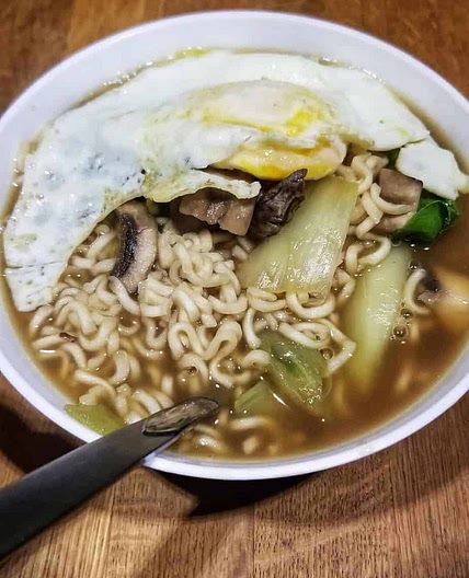 Easy Ramen Noodle Soup