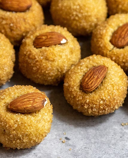 Apulian Almond Cookies