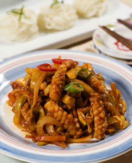 오징어볶음과소면