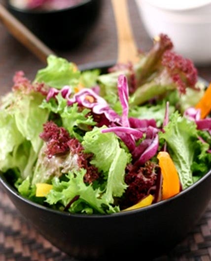 두부드레싱과 채소샐러드