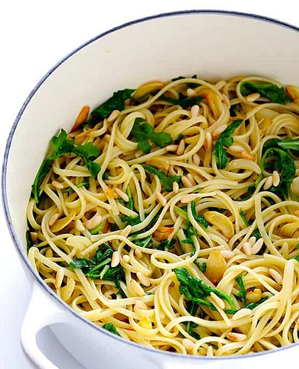 Linguini with Arugula, Garlic & Parmesan