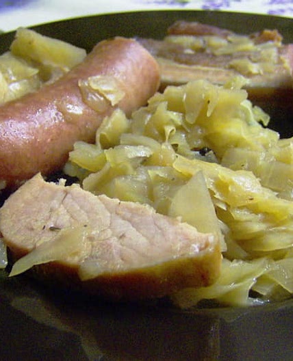 Chou mijoté aux viandes fumées