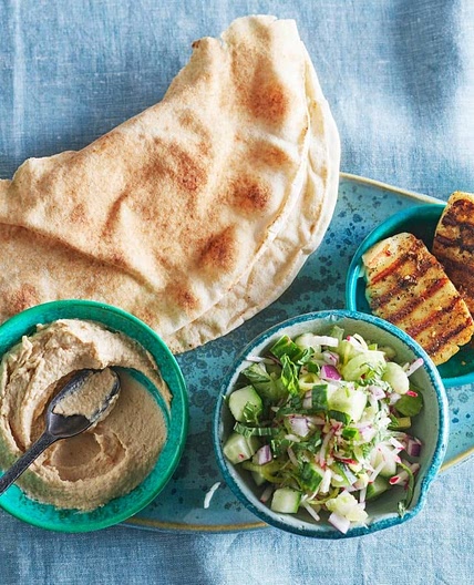 Halloumi met shoarmakruiden en platbrood