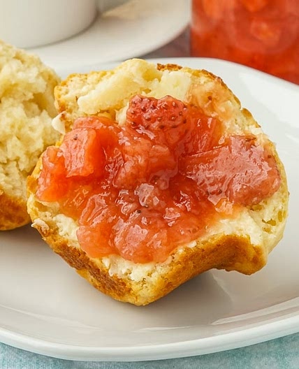 Biscuit Muffin Bread. Ready in 30 minutes!