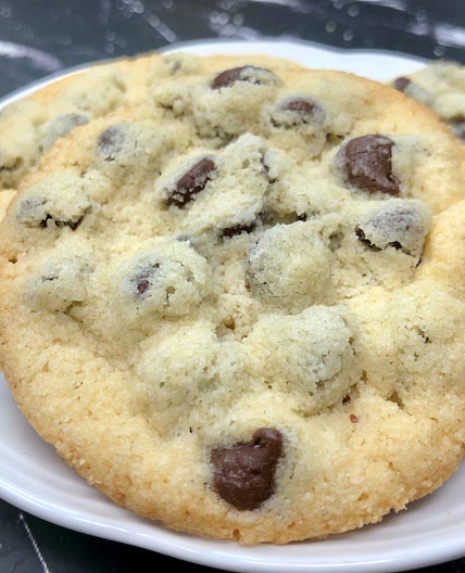 Almond Flour Chocolate Chip Cookies (Eggless)