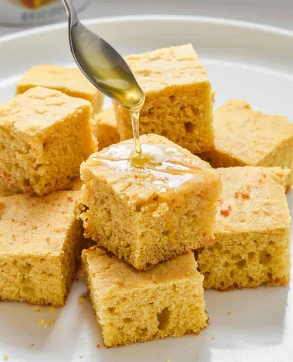 Easy Skillet Cornbread