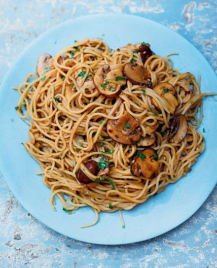 Spelt Spaghetti with Spicy Sesame Mushrooms