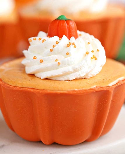 Pumpkin Pie Mousse Cups