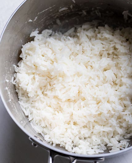 How to cook rice (stove and rice cooker methods)