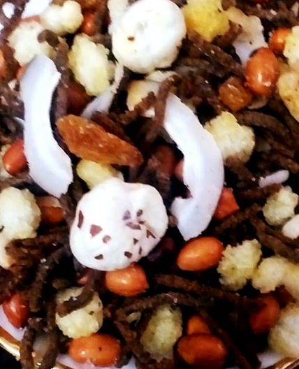 व्रत की नमकीन (vrat ke namkeen recipe in hindi)