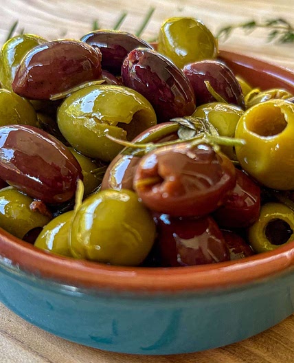 Warm Olives Tapas