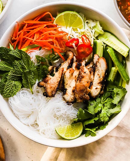 Vietnamese-Style Chicken Vermicelli Bowls