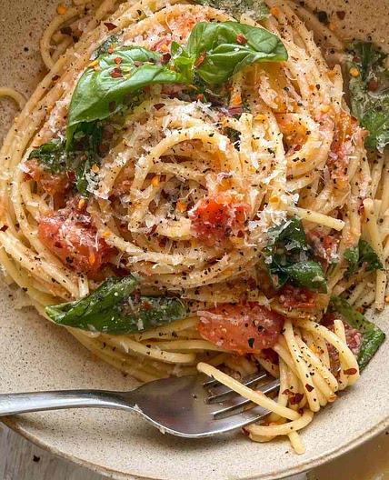 No-Cook Tomato Basil Pasta