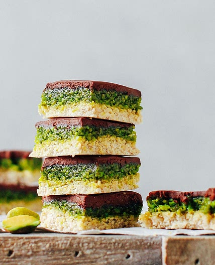 No-Bake Chocolate Pistachio Bars