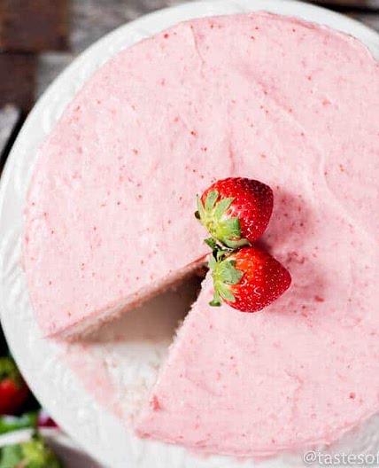 Homemade Strawberry Cake Recipe