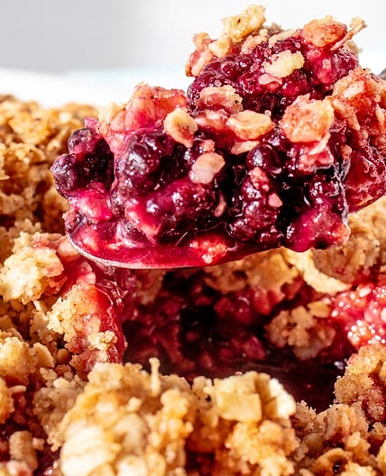 Blackberry Crisp
