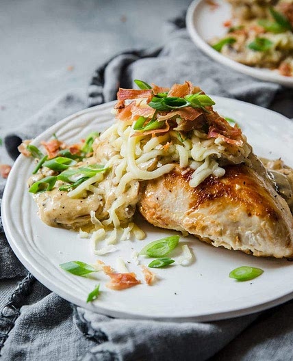 Cheesy Sour Cream Chicken