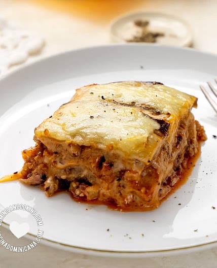 Lasana de Berenjenas [Video+Recipe] Beef and Eggplant Casserole
