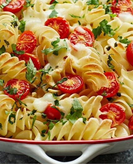 Garlic mushroom pasta bake recipe